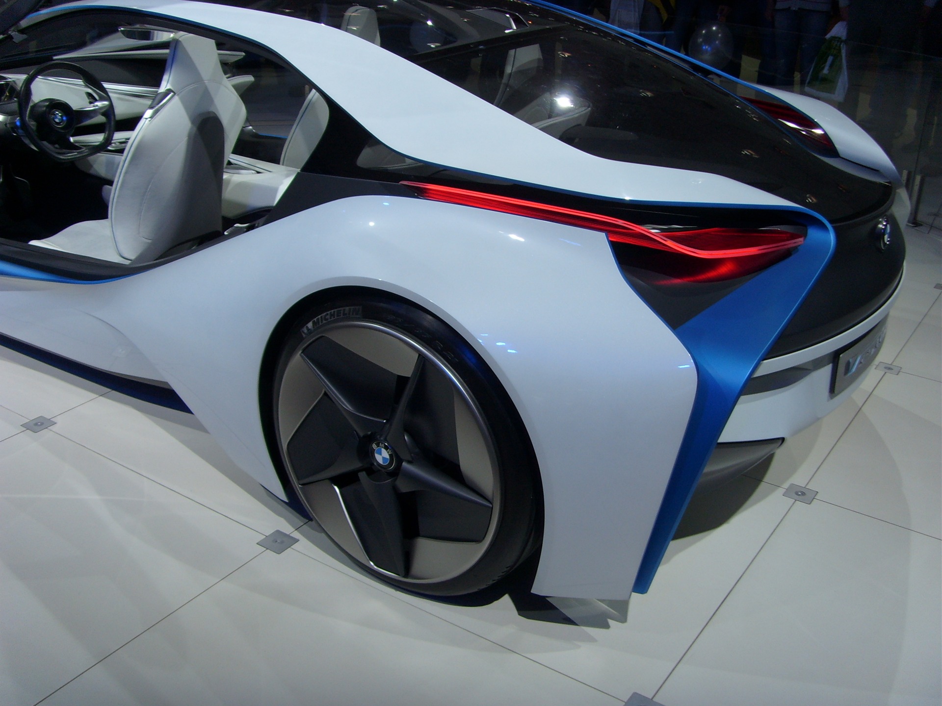 bmw electric car i8