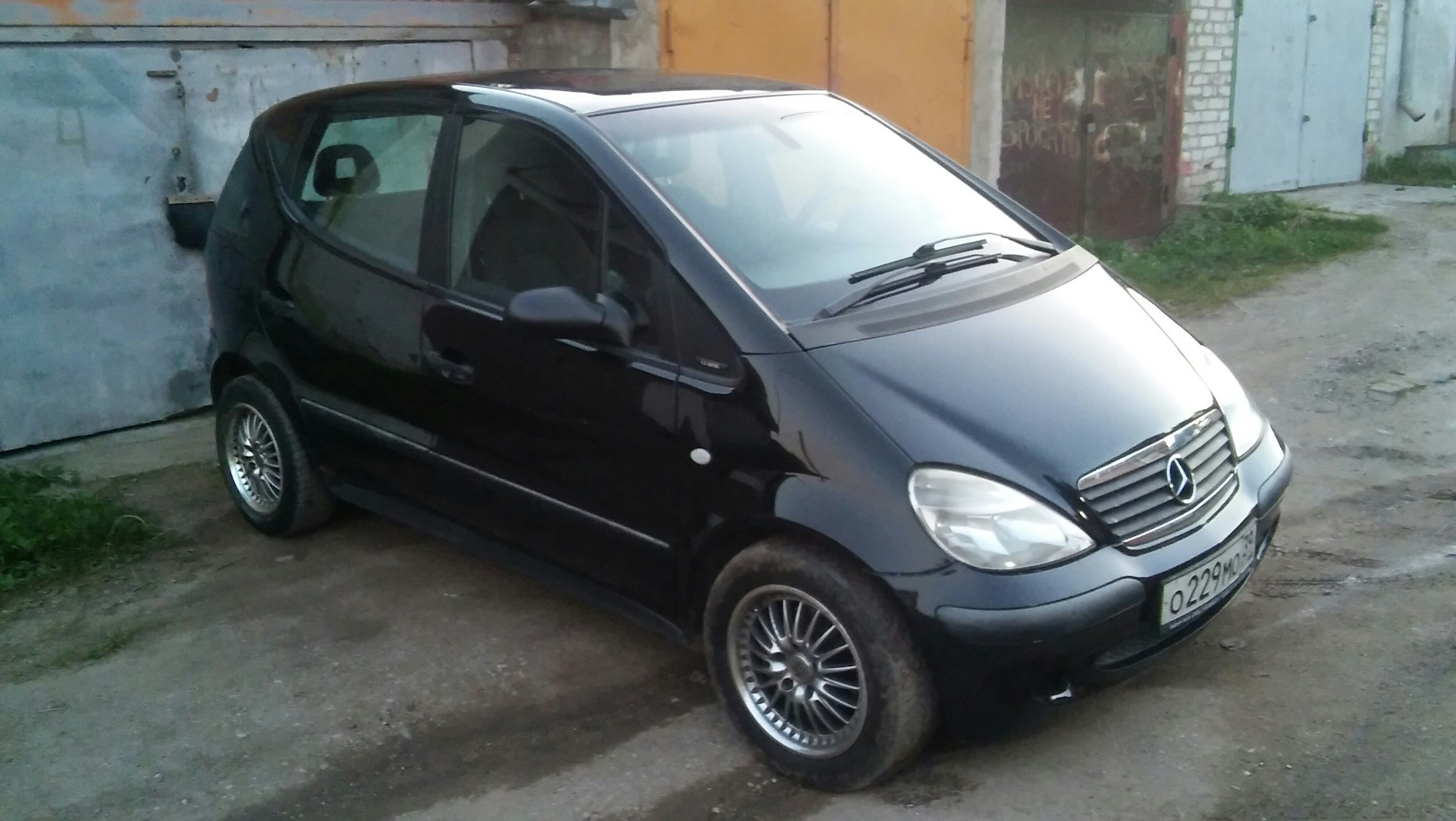 Что-то гудит и шелестит — Mercedes-Benz A-Class (W168), 1,4 л, 2002 года |  запчасти | DRIVE2