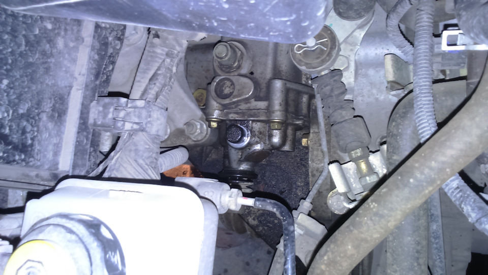 Масло из сапуна КПП — Brilliance H530, 1,6 л, 2014 года | поломка | DRIVE2