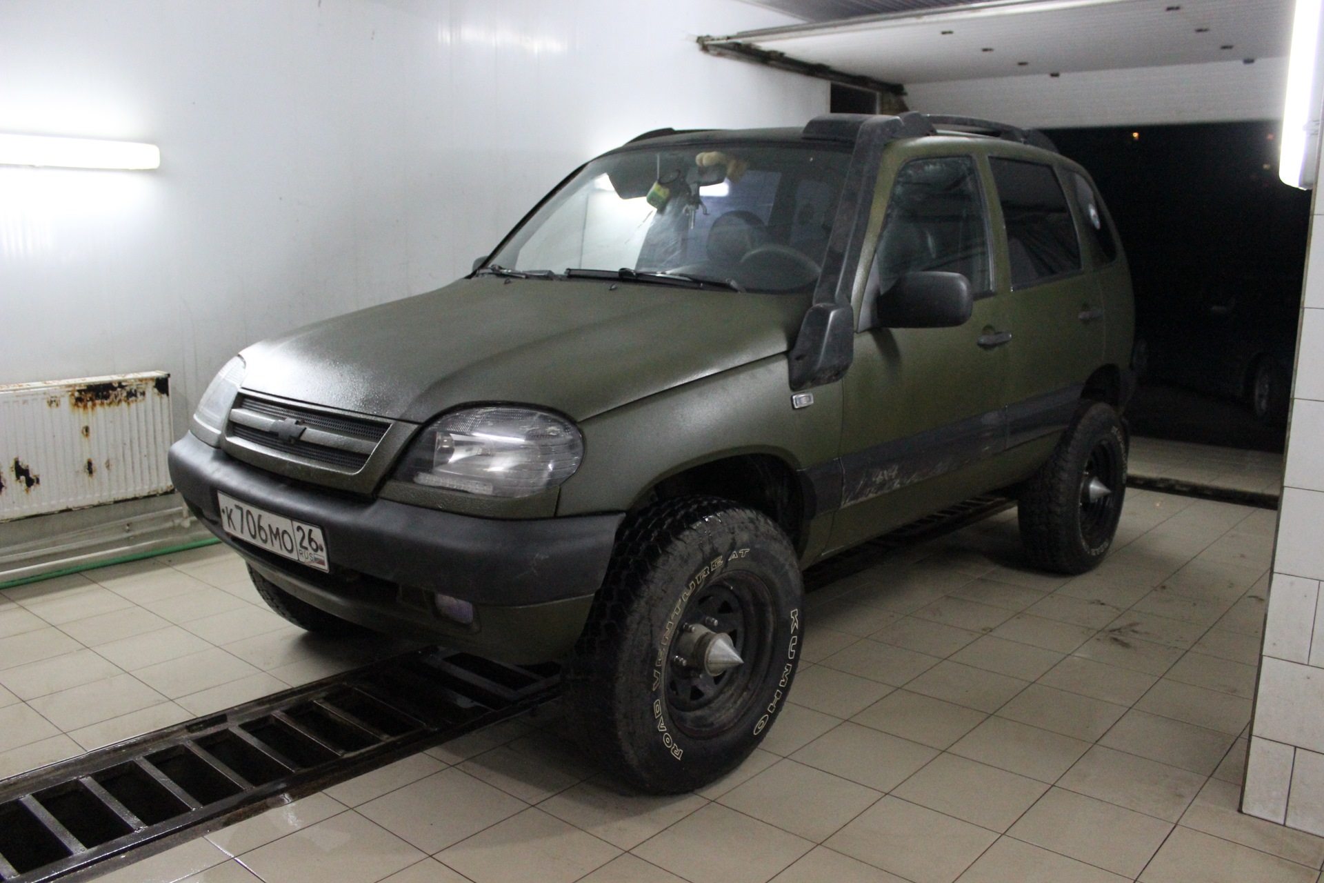 Покраска в защитное покрытие аллигатор . Часть 2 . — Chevrolet Niva, 1,7 л,  2004 года | кузовной ремонт | DRIVE2