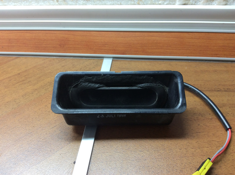 Ветеран открывания багажника, — с июля 1998! — BMW 5 series (E39)