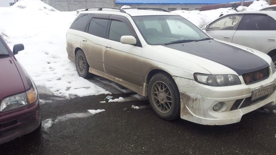 Nissan Avenir бешенный универсал