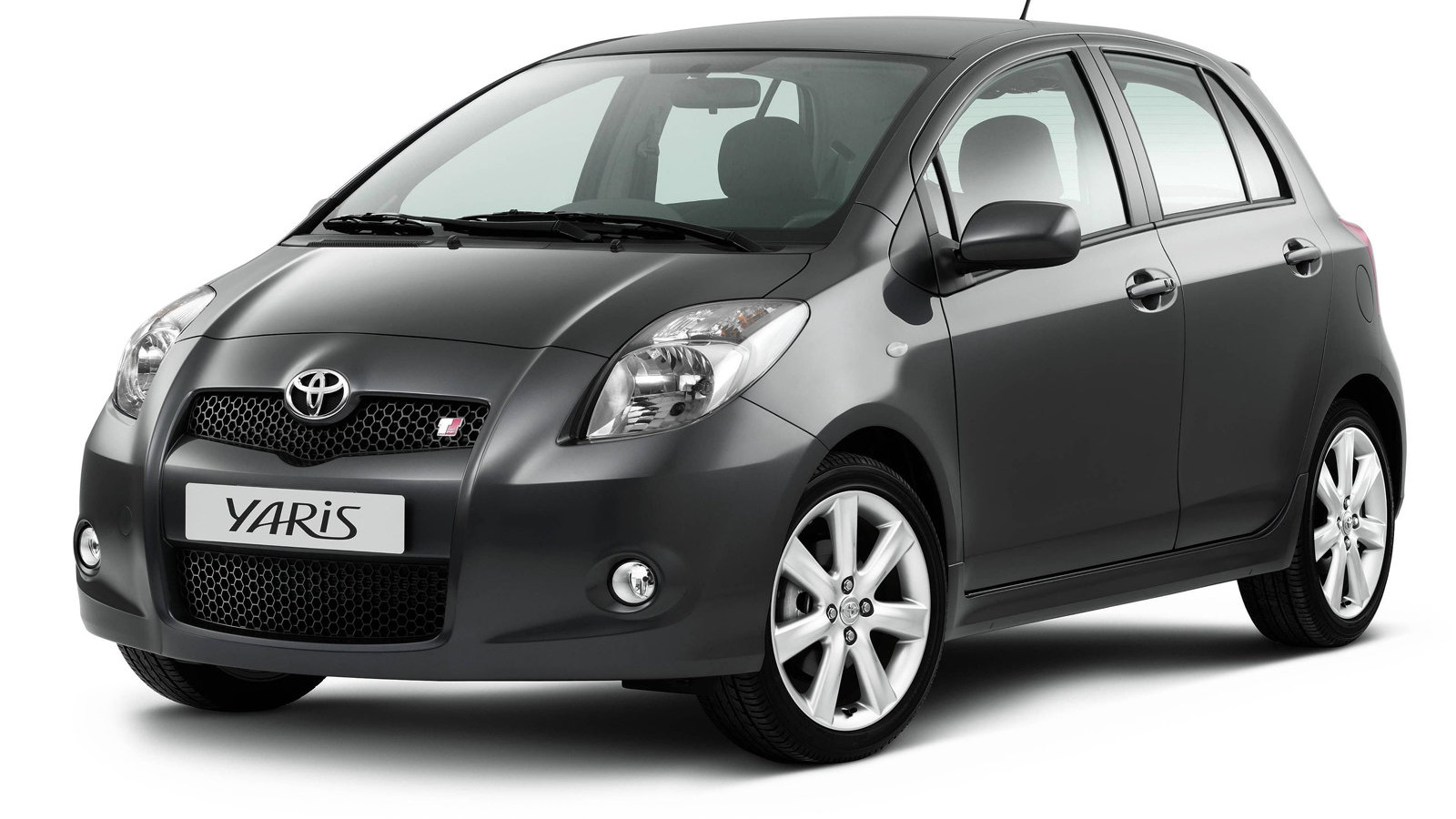 Toyota Yaris (p2) 1.3 бензиновый 2008 | машина жены на DRIVE2