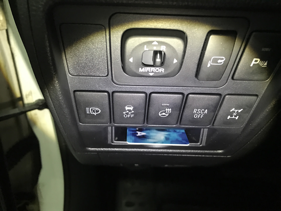 Фото в бортжурнале Toyota Land Cruiser 200