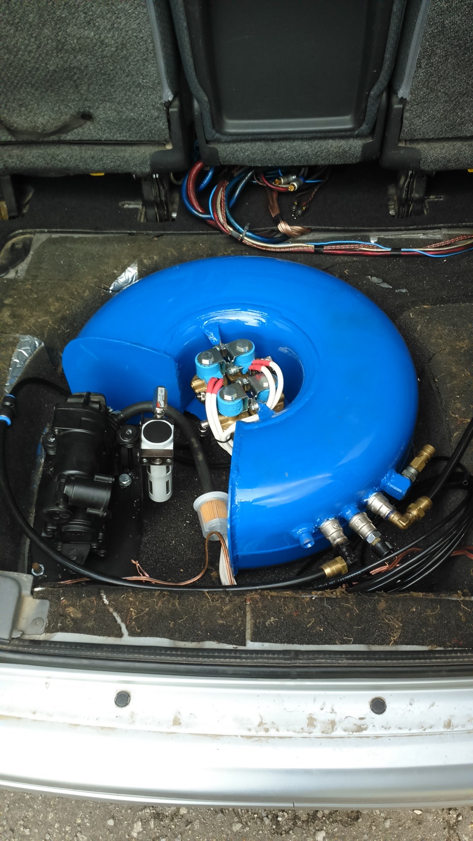 готовлюсь поставить пневмоподвеску. — Toyota Funcargo, 1,3 л, 2000 года ...