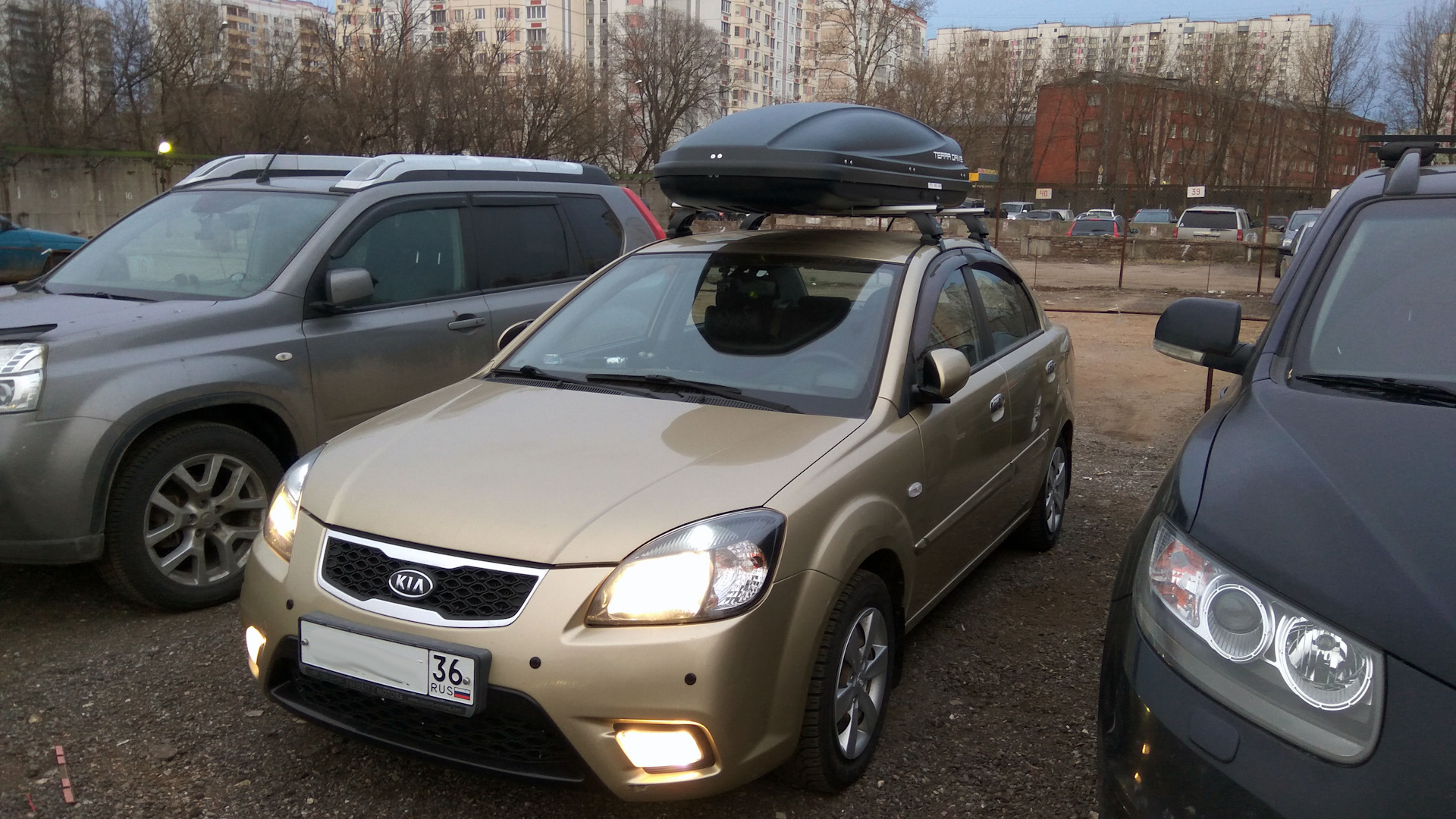 Багажник Lux и бокс Terra Drive 480 — KIA Rio (2G), 1,4 л, 2009 года |  аксессуары | DRIVE2