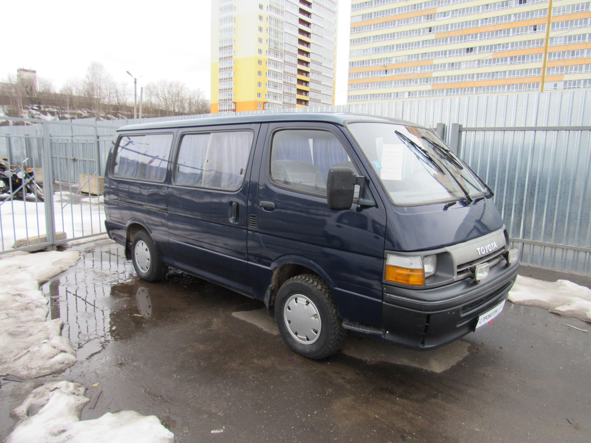 Бус стар. Тойота Хайс 1991. Тойота Хайс бус. Hiace 2.4. Тойота Хайс 2.4 91г.