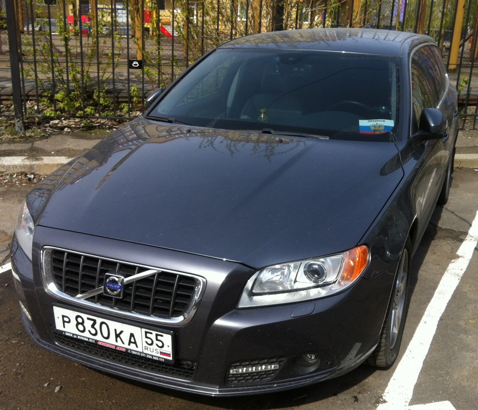 Пропуск под лобовым стеклом — Volvo V70 III, 2,5 л, 2008 года | другое |  DRIVE2