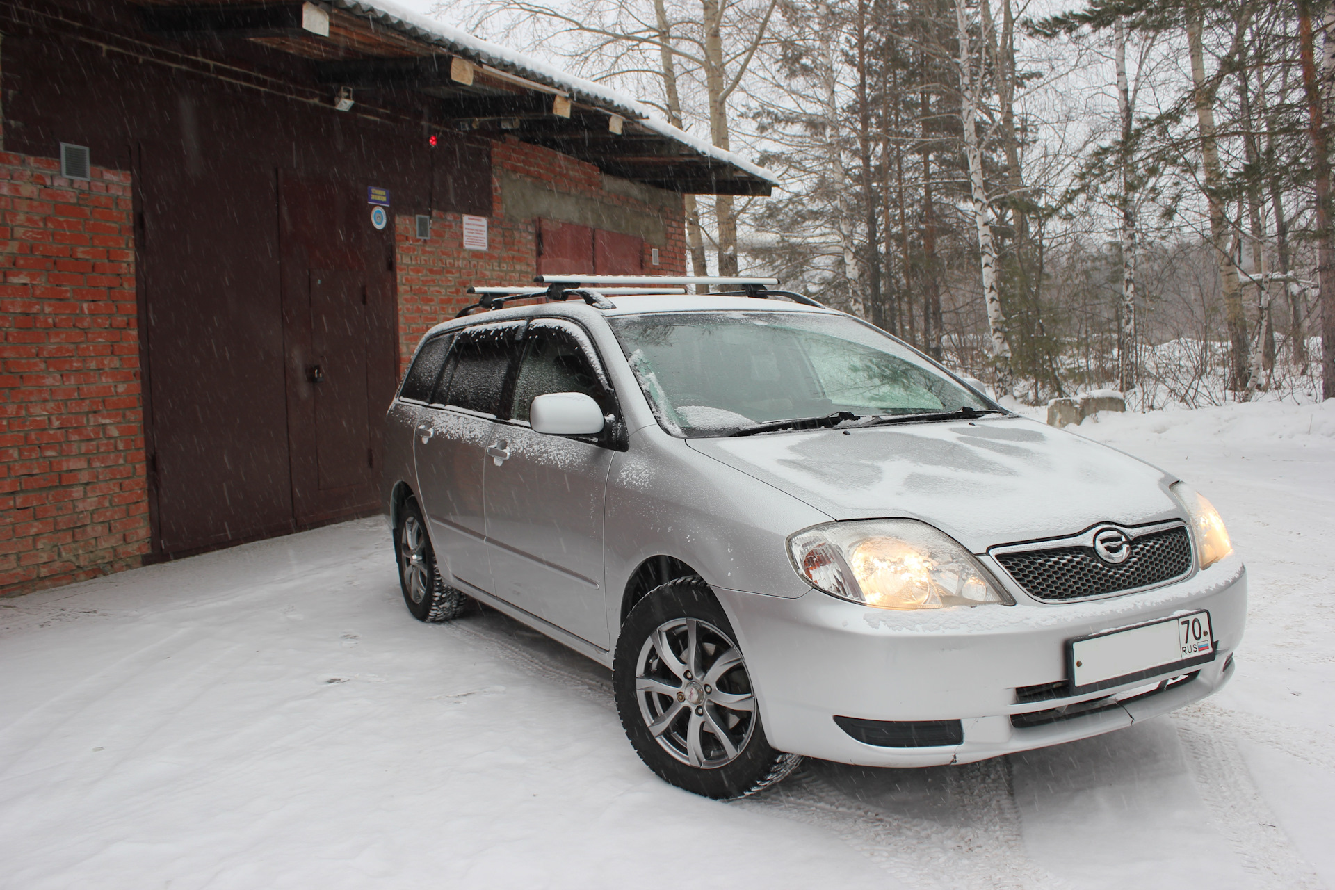 Toyota Corolla Fielder e120