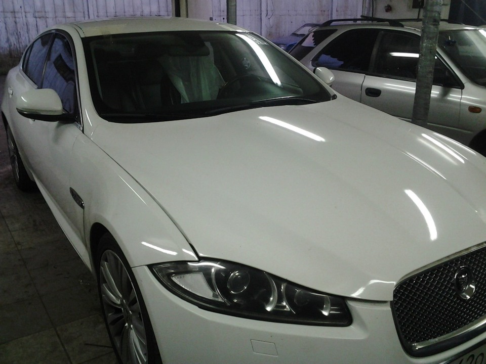 Jaguar xf лобовое стекло с обогревом