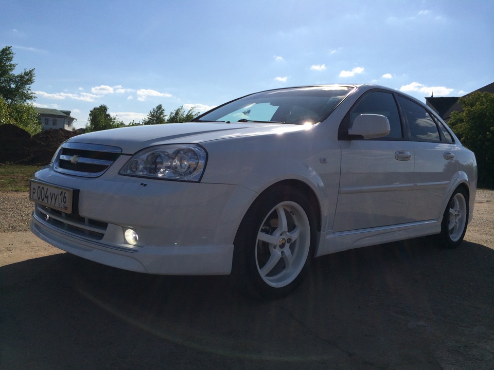 Lacetti Hatchback обвес WTCC