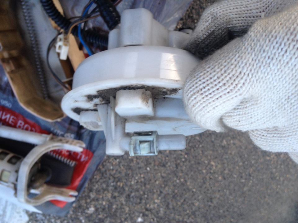 Забился топливный фильтр. Часть 1. — Honda Civic (7G), 1,6 л, 2005 года ...