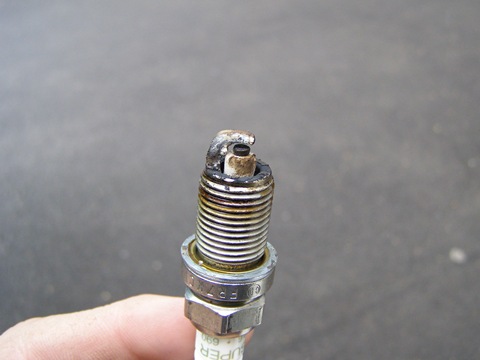 Spark plug  Whats with them   - Toyota Carina 15L 1997