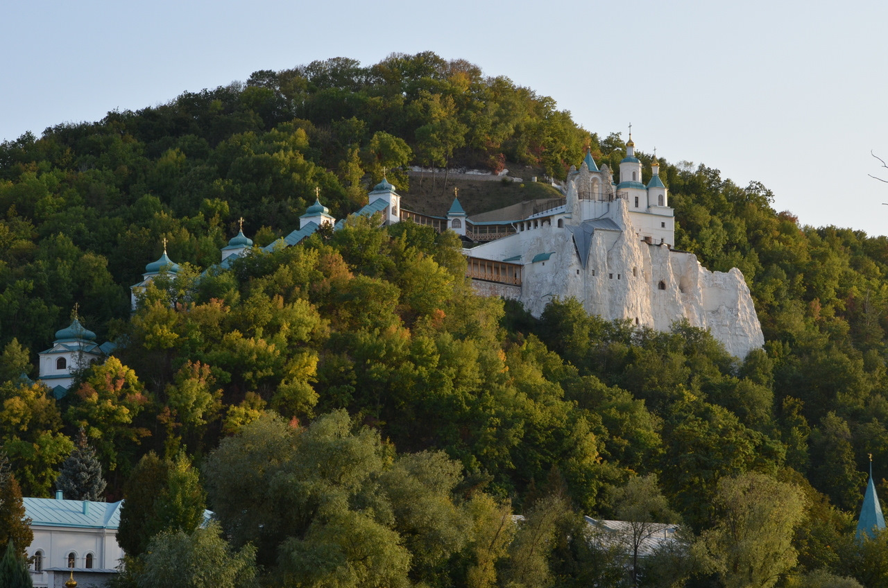 Святогорск Пещерная Церковь