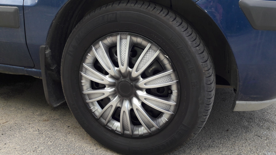 колпаки на колеса — Ford Fusion, 1,6 л, 2006 года | аксессуары | DRIVE2