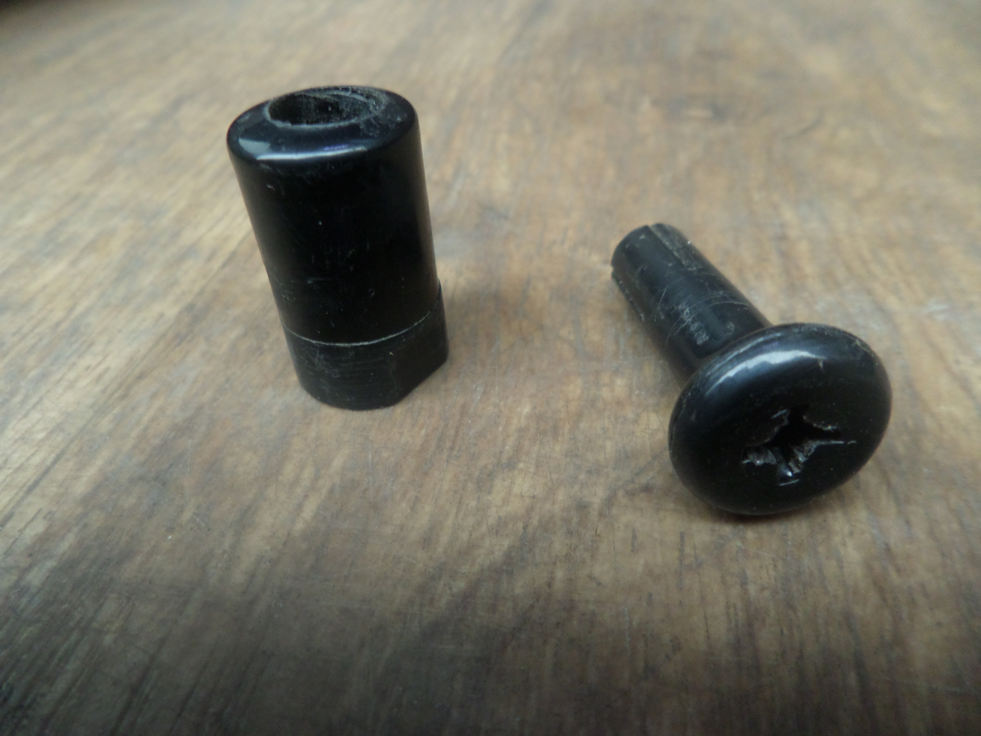 кнопка ручника — УАЗ Patriot, 2,7 л, 2014 года | своими руками | DRIVE2