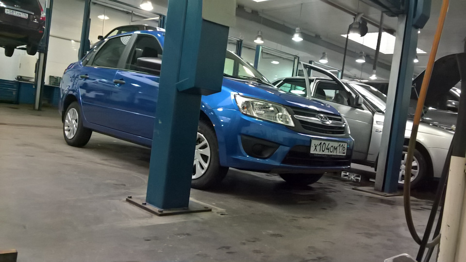 Стуки при повороте руля (ремонт по гарантии) — LADA Гранта, 1,6 л ...