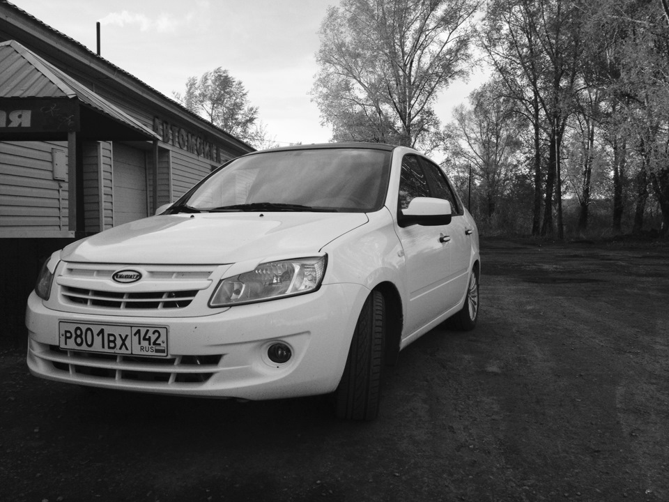 Прямой — Lada Гранта, 1,6 л, 2013 года | фотография | DRIVE2
