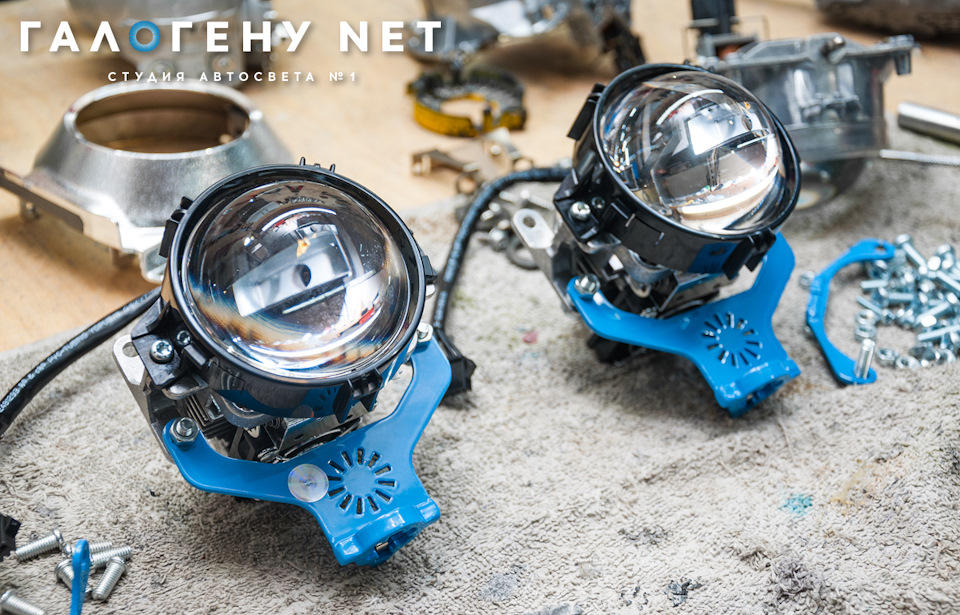 Lexus IS — замена штатных модулей на светодиодные билинзы GTR Mini Bi ...