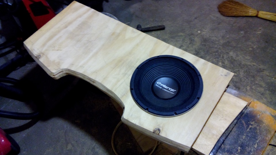 самодельная акустическая полка для сабвуфера. акустическая полка ваз 2110. задняя акустическая. задняя акустическая. задняя полка ваз 2114.