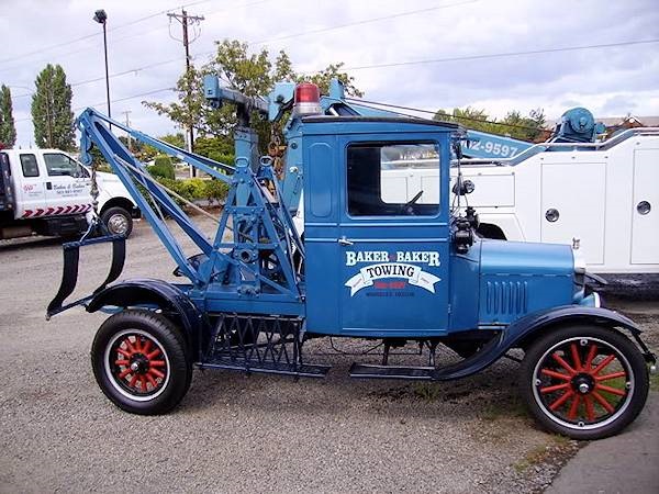 Эвакуаторы мля или оставляйте таблички с номерами тел. на стёклах авто ...