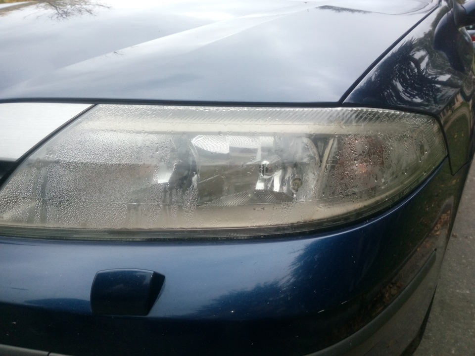 Покрасил маски фар — Renault Laguna II, 1,9 л, 2002 года | тюнинг | DRIVE2