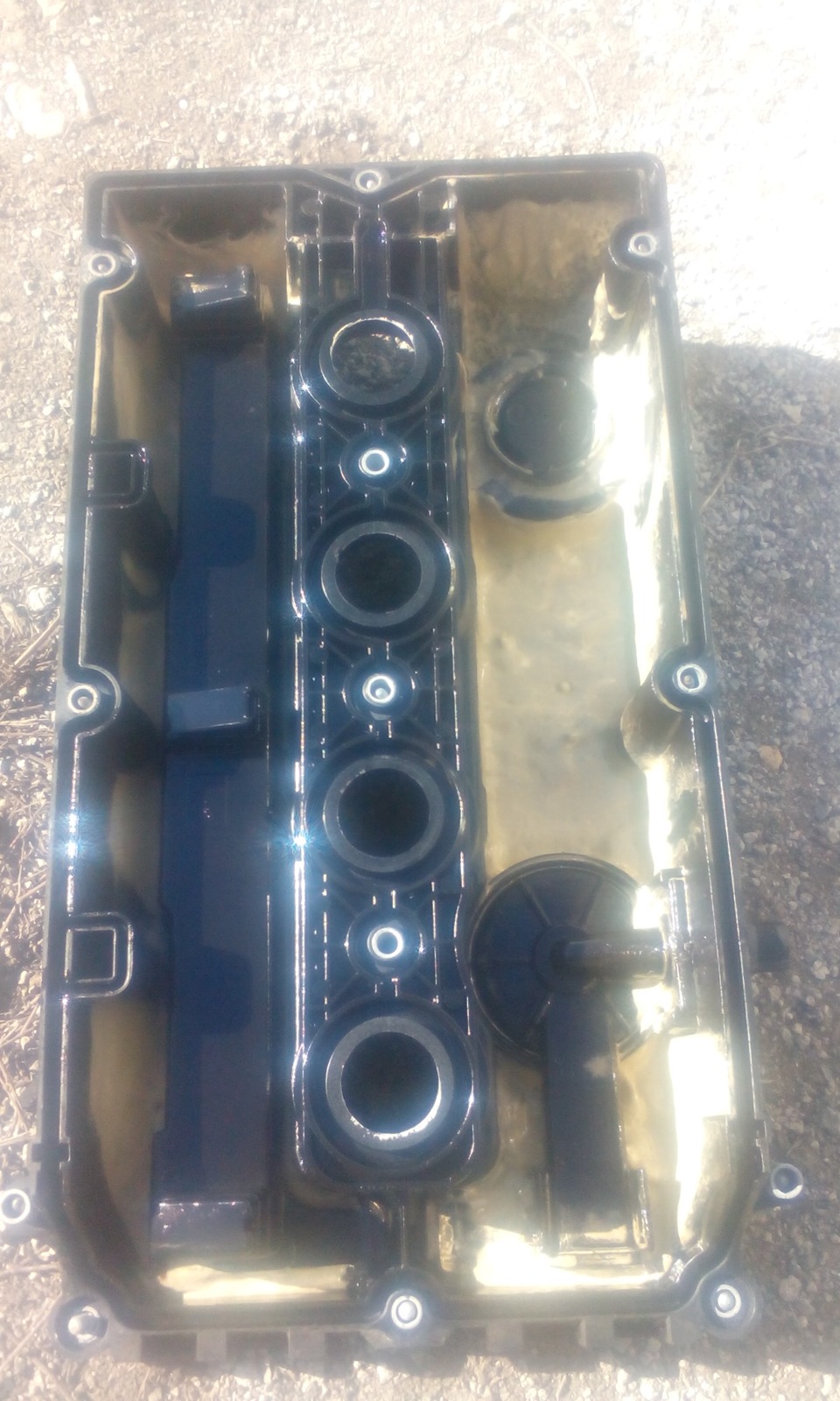 Белая эмульсия под клапанной крышкой — DRIVE2