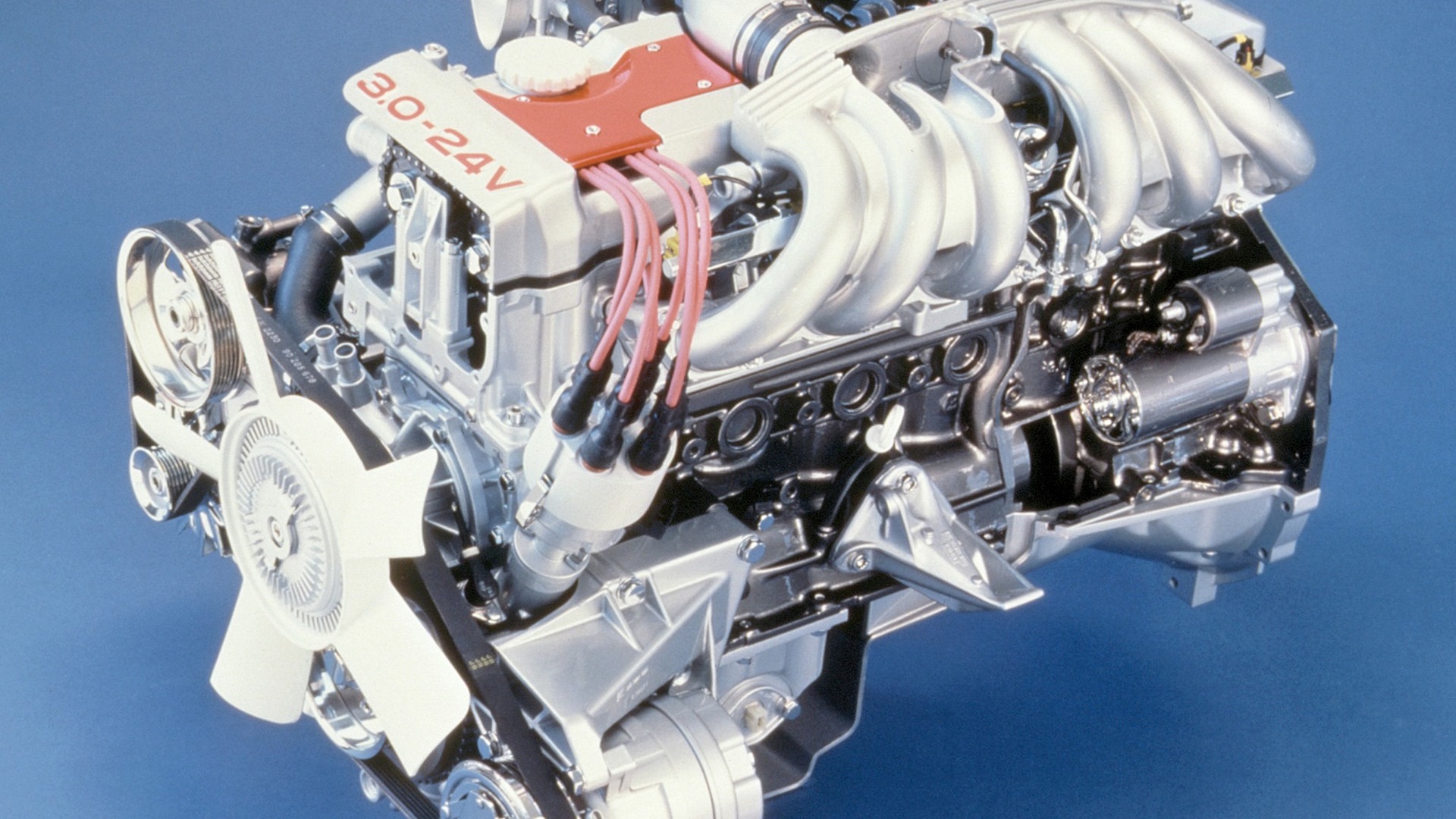 Какие двигателя комплектовались. V24 двигатель Мерседес. Мотор Опель Омега 3.0 24. Мотор c30se. Opel c30se.