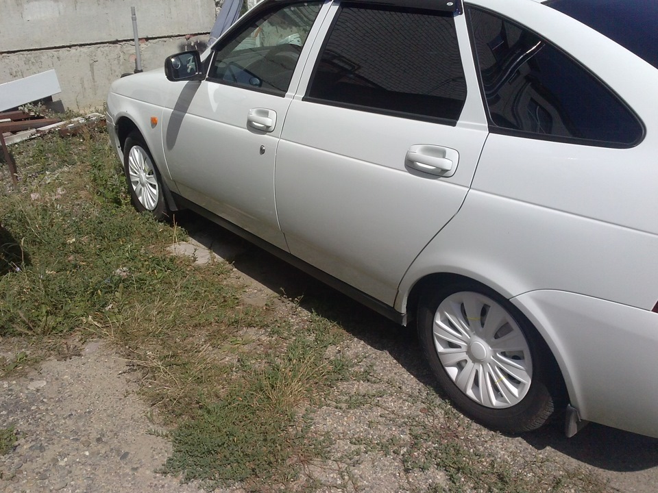 Колпаки — Lada Приора хэтчбек, 1,6 л, 2011 года | аксессуары | DRIVE2