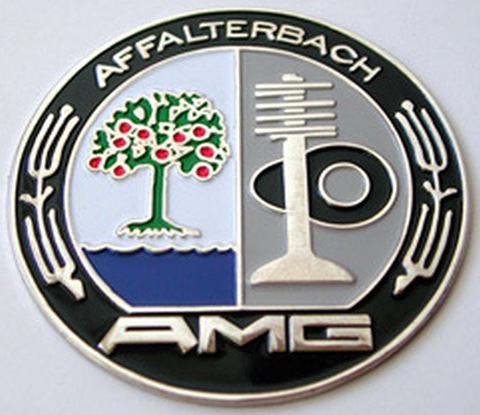 Шильдик,надпись,эмблема AMG (хром) на двустороннем скотче