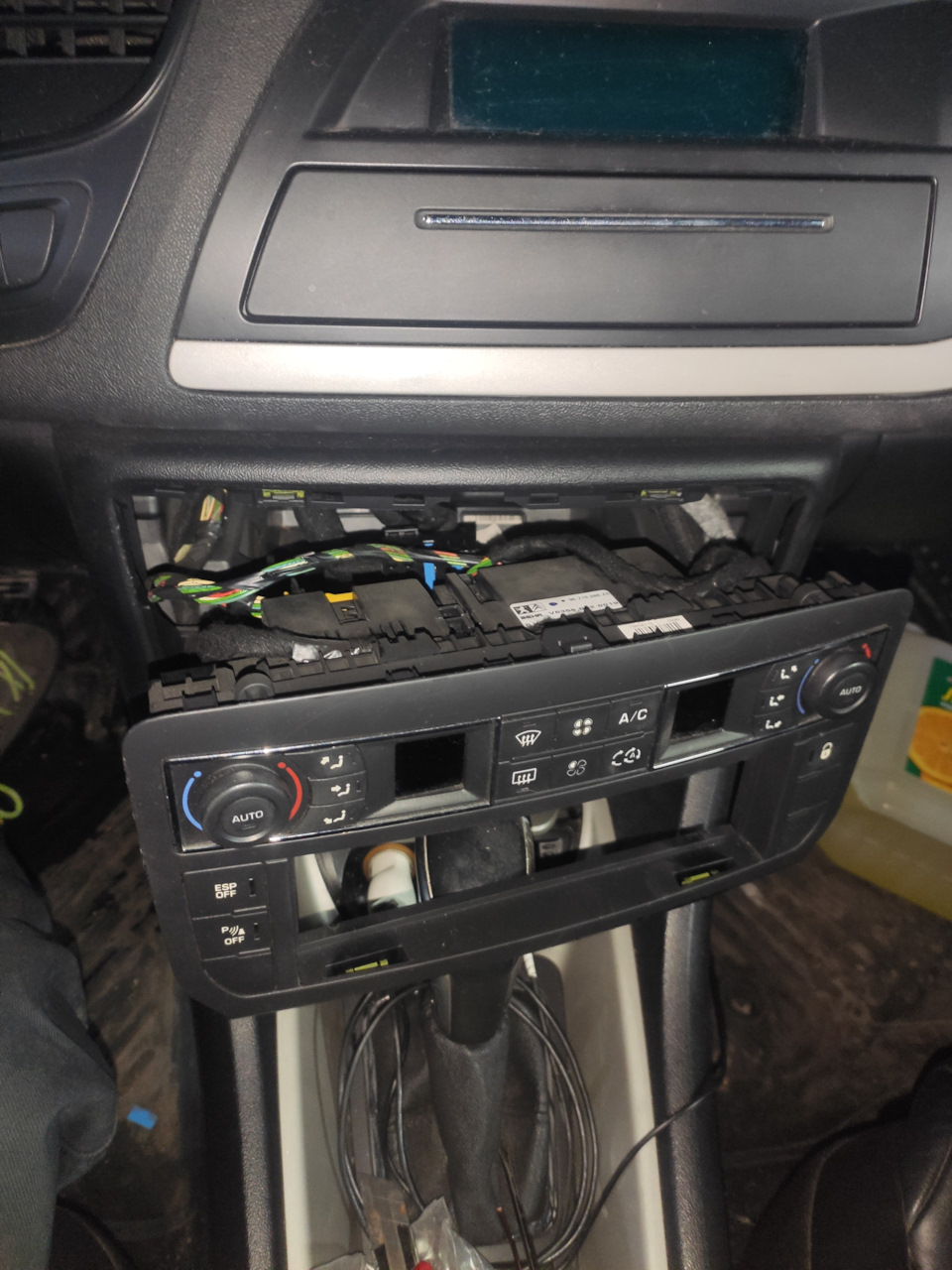 Ремонт блока управления климат-контроля — Citroen C5 (2G), 2 л, 2012 ...