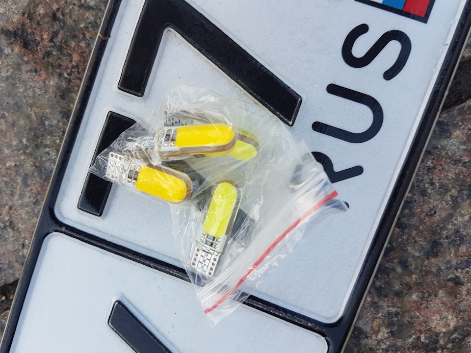 Лампочки в габариты и подсветку номера — Nissan Tiida (1G), 1,6 л, 2007 ...