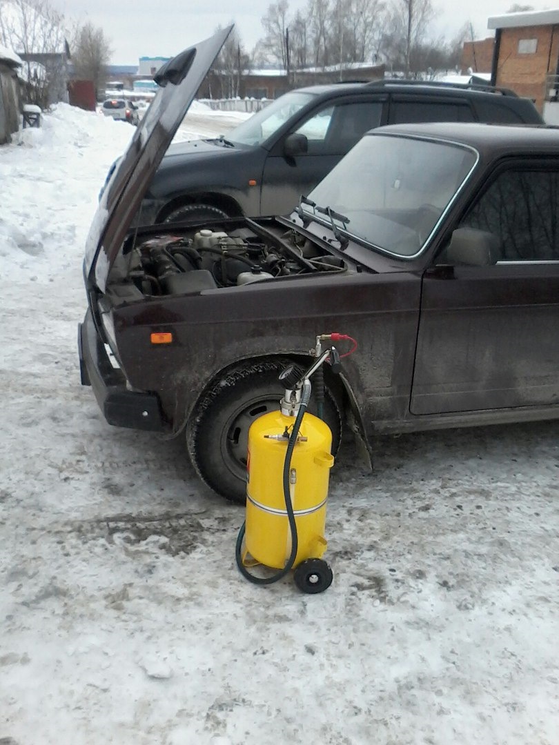 18) Экспресс замена масла) — Lada 21074, 1,6 л, 2007 года | расходники ...