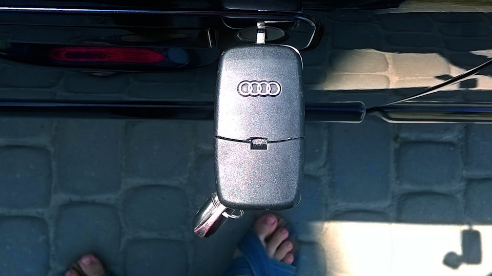 Ключ от с5 и диски — Audi A6 (C4), 2,5 л, 1997 года | аксессуары | DRIVE2
