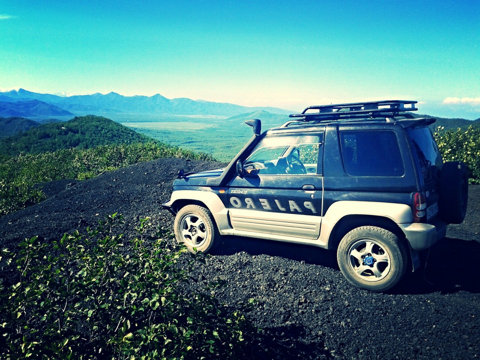 Mitsubishi pajero junior