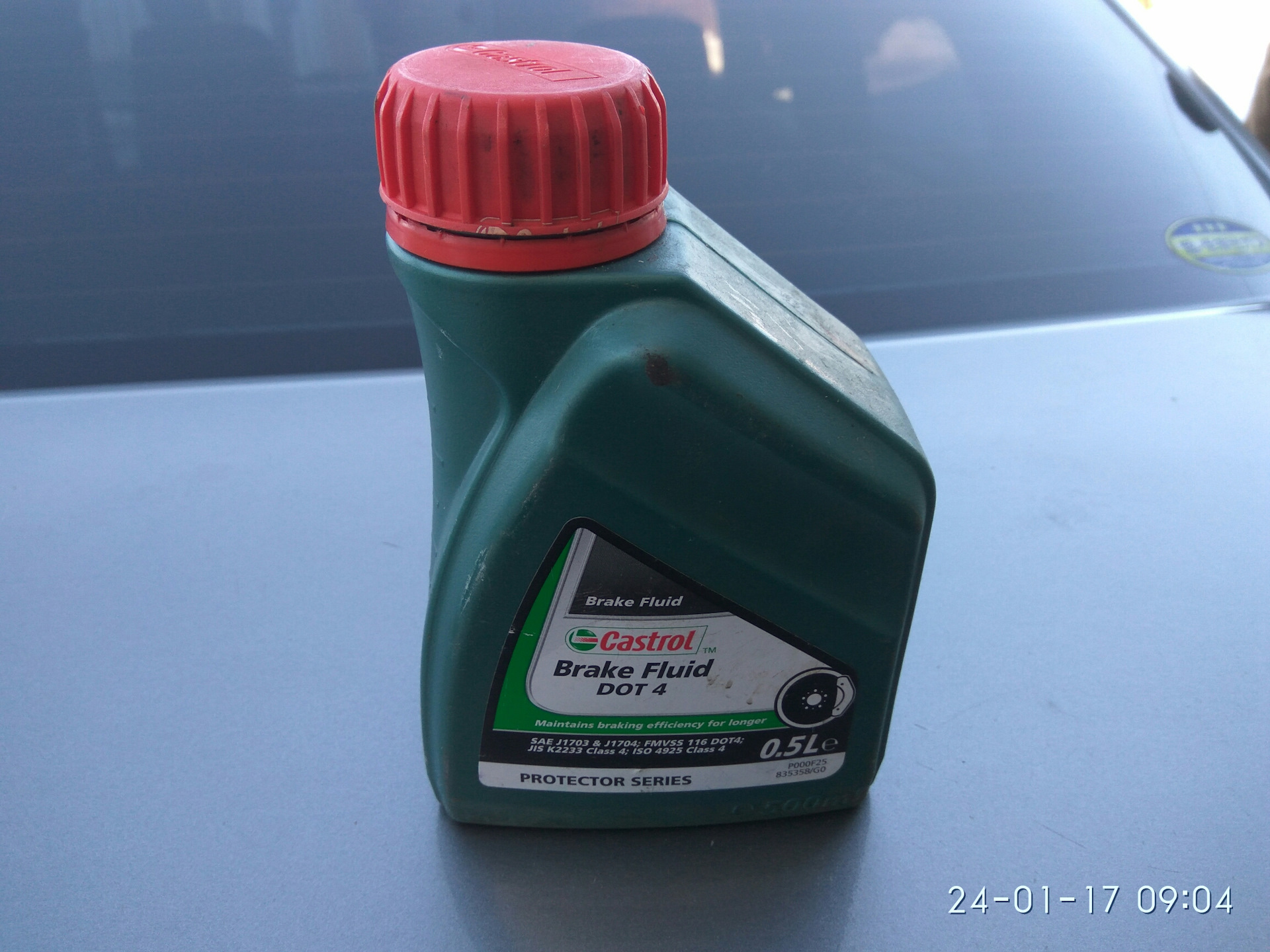 Тормозная жидкость 3. Castrol Dot 4. 157d5a Castrol жидкость тормозная. Honda Castrol Dot 4. Castrol Fluid 5l.