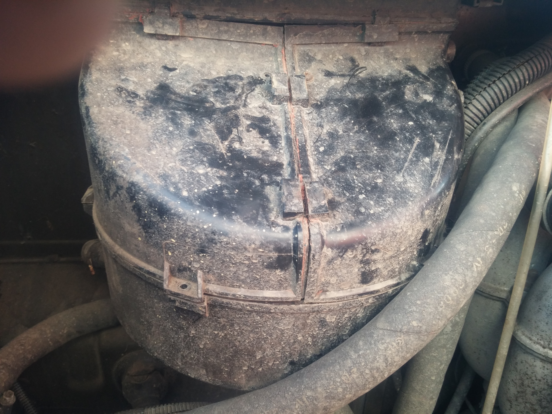 Проблемы с вентилятором печки. Часть 1. Снятие моторчика. — УАЗ Patriot ...