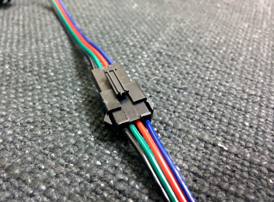 006. Gbtразьем на китайских авто. Как подключить rgb разъем. Rgb лента 3 pin 5v. Rgb распайка диодной ленты.