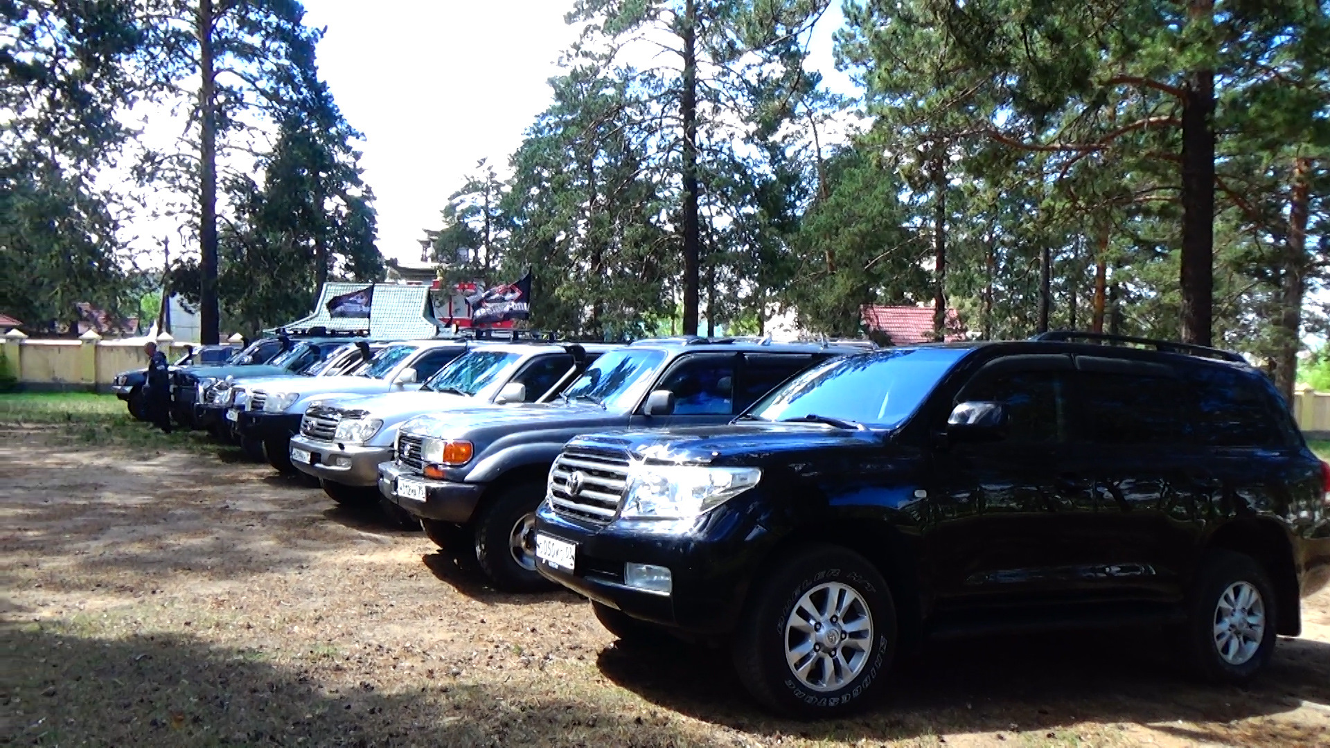 Крузер 100 чита. Land Cruiser Club. Экспедиция Чарские Пески 2016 (2 Land Cruiser 100, Land Cruiser 105, Toyota Surf). Встреча Land Cruiser Club. Ленд Крузер клуб Ангелово.