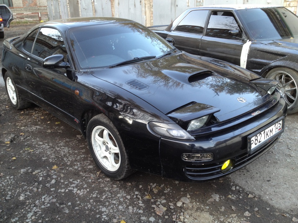 Toyota Celica 1997 с выдвижными фарами