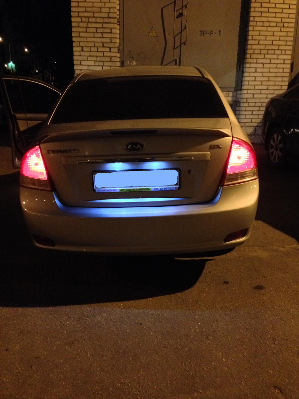 Светодиодная подсветка номера. — KIA Cerato (1G), 1,6 л, 2007 года ...