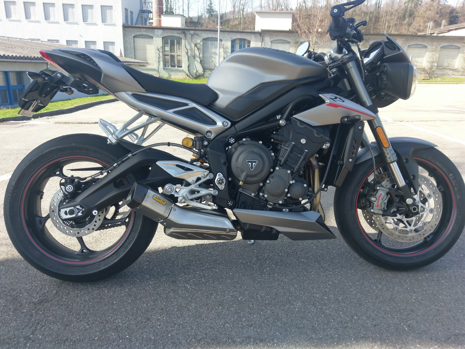 Triumph Street Triple Rs Speed Triple Rs Drive2