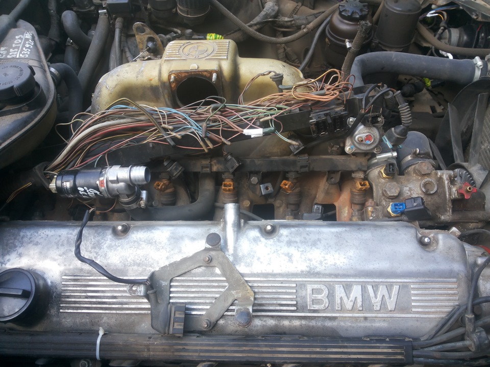 лечим необоснованный "перелив" топлива автомобилем и чуток о трамблёре ...