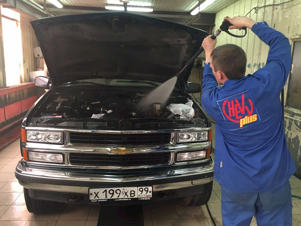 Фото в бортжурнале Chevrolet Tahoe (GMT400)
