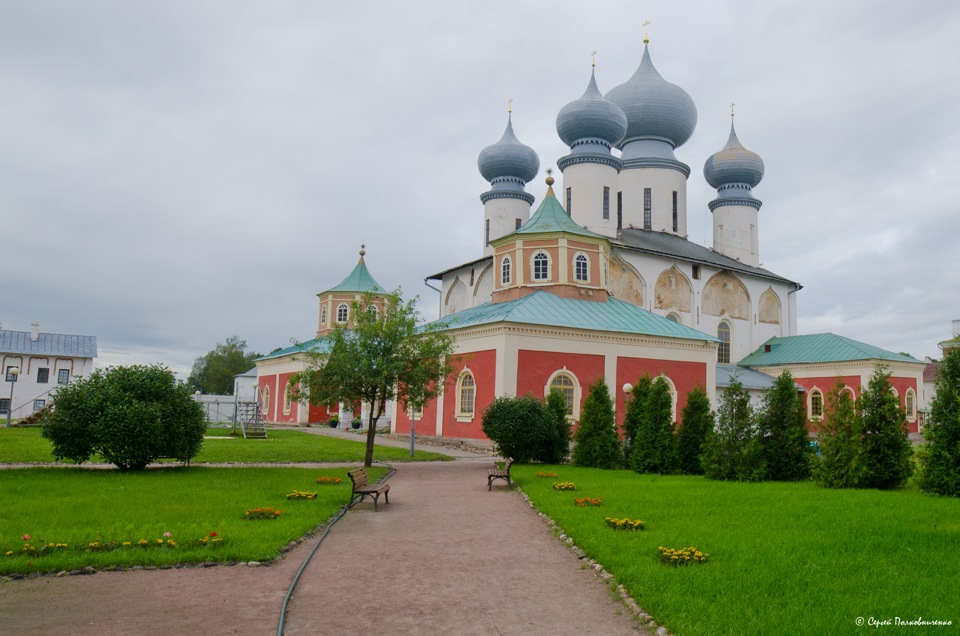 Город тихвин ленинградской области картинки