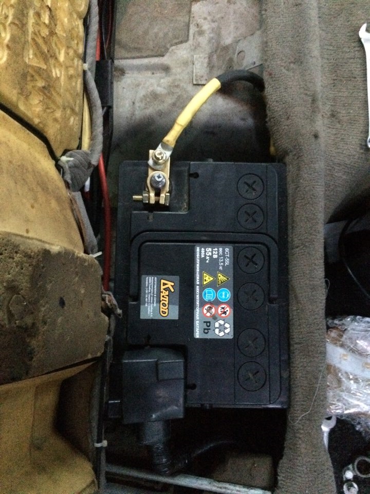 Термоусадочкой усадил — Audi 100 (C4)