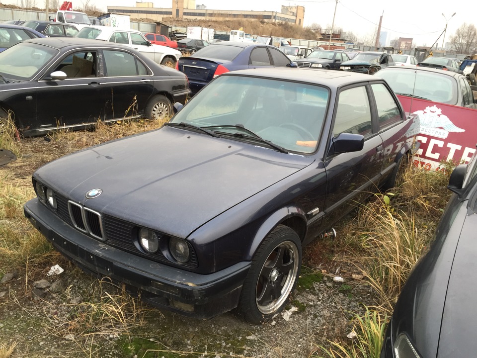 Фото в бортжурнале BMW 3 series Coupe (E30)