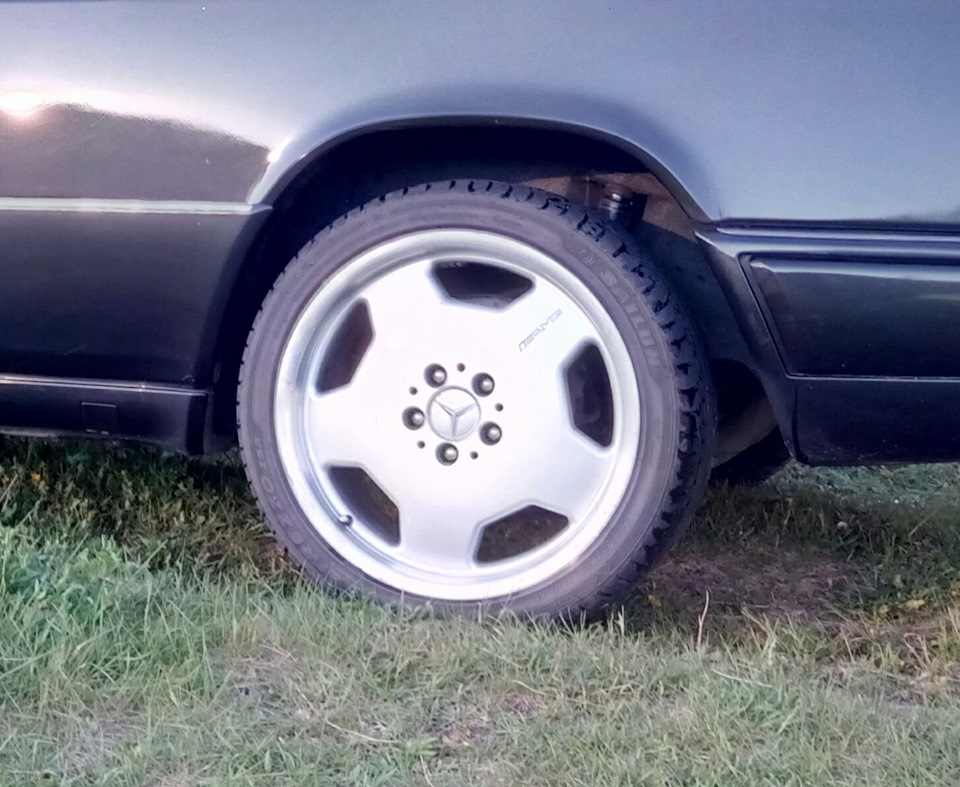 Фото в бортжурнале Mercedes-Benz E-Class Coupe (C124)