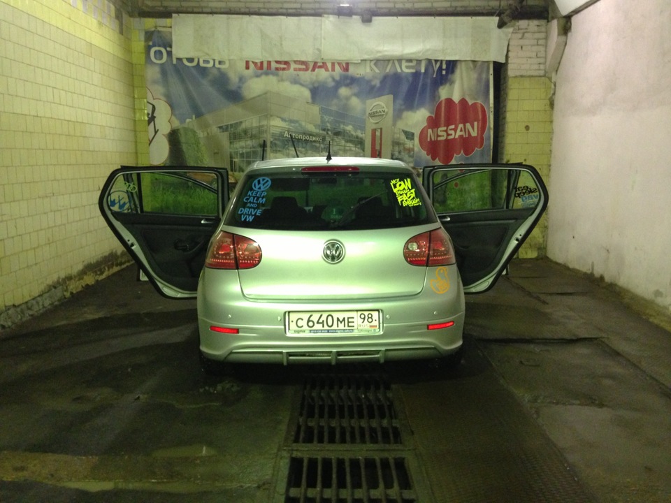 много фоток))) — Volkswagen Golf Mk5, 6,1 л, 2007 года 