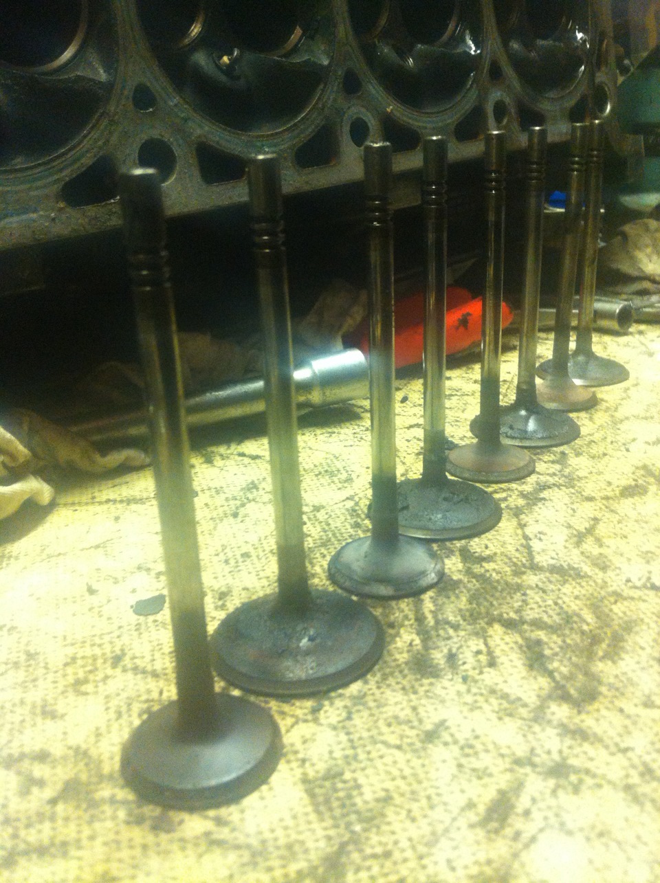 Переборка ГБЦ — Lincoln Navigator (1G), 5,4 л, 1997 года | своими ...